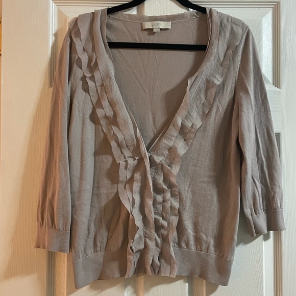 Loft Ruffle V-Neck Lightweight Cardigan - Picture 2 of 13